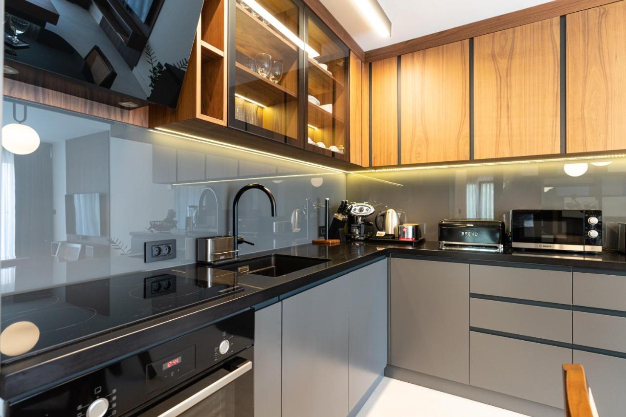 Ferienwohnung Ez Luxury Living Rovinj Exterior foto