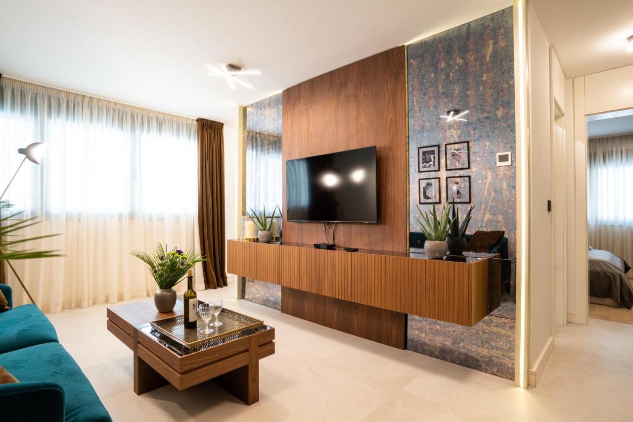 Ferienwohnung Ez Luxury Living Rovinj Exterior foto
